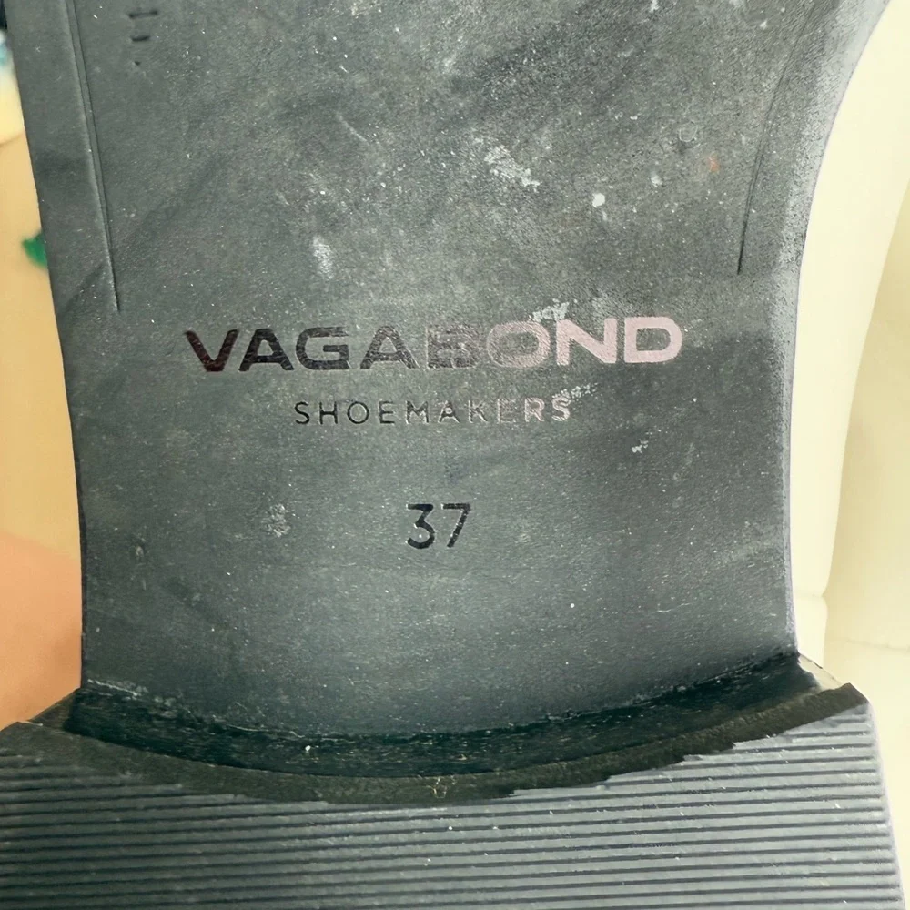 Vagabond Cora Leather Chelsea Boot Size 37 or US 7 - Picture 12 of 12